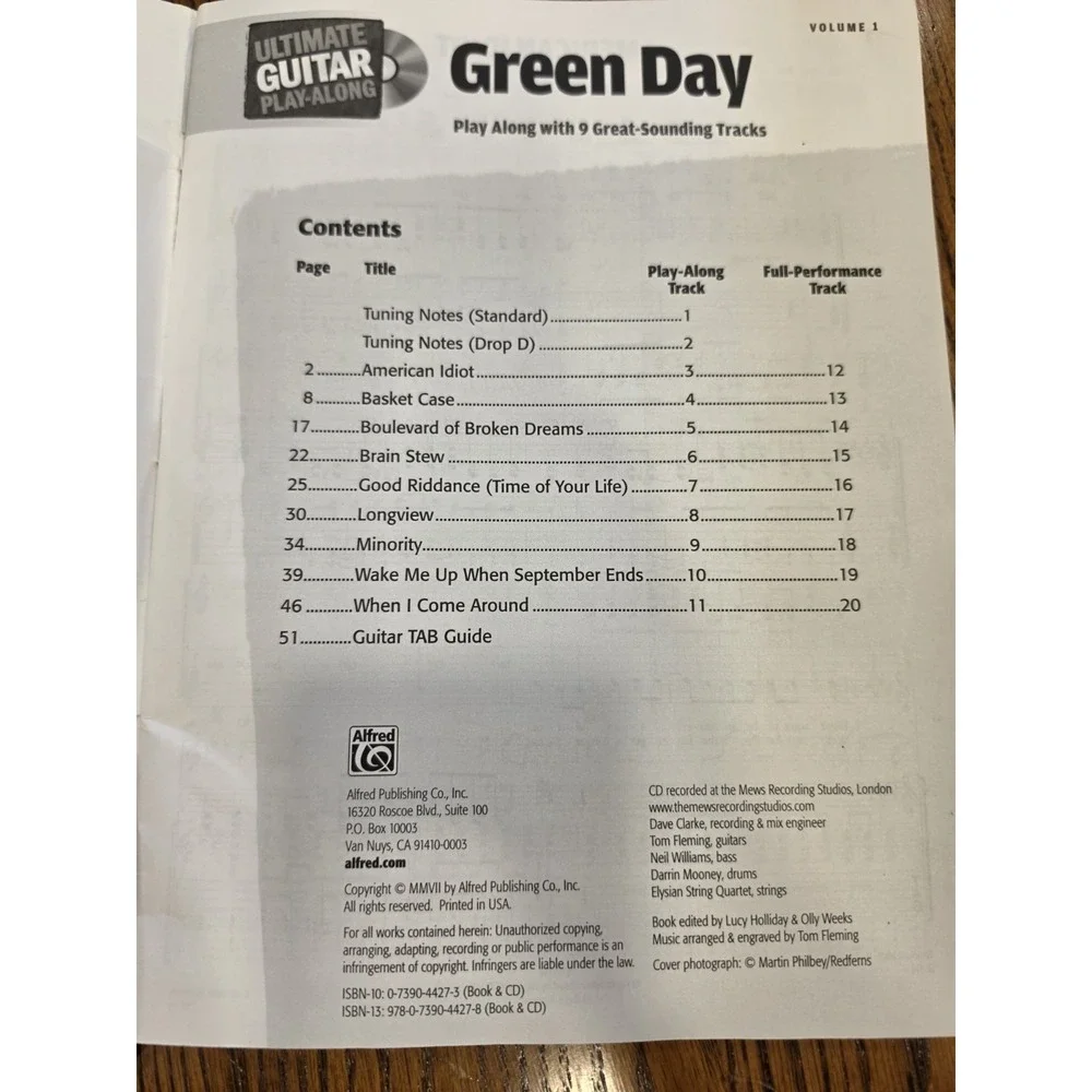 Green Day - Ultimate Guitar Play-Along Guitar Tab Songbook Ultimate